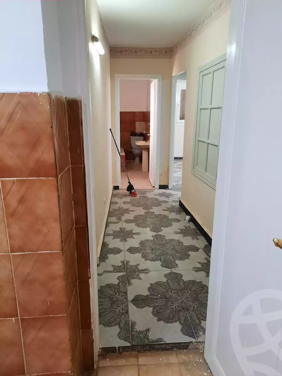 https://aqarmap.com.eg/ar/listing/4205822-for-sale-cairo-el-sayyeda-zeinab-omar-khayrat-st