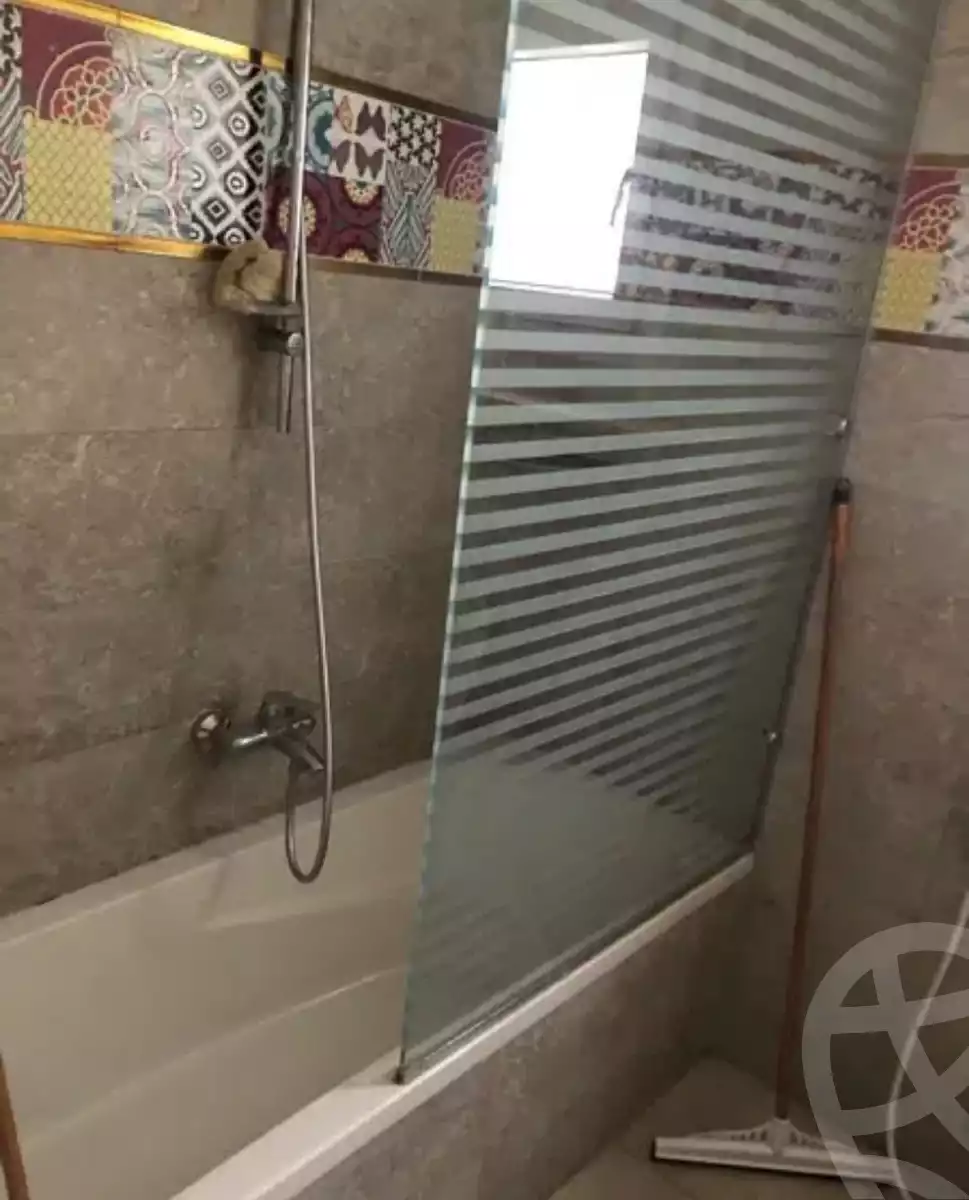 https://aqarmap.com.eg/en/listing/4206143-for-rent-taawenyat-smouha