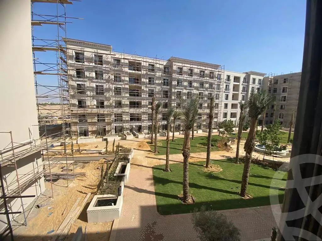 https://aqarmap.com.eg/en/listing/4207525-for-sale-cairo-el-sheikh-zayed-city-compounds-kmbwnd-fyldj-wyst-dr-llttwyr
