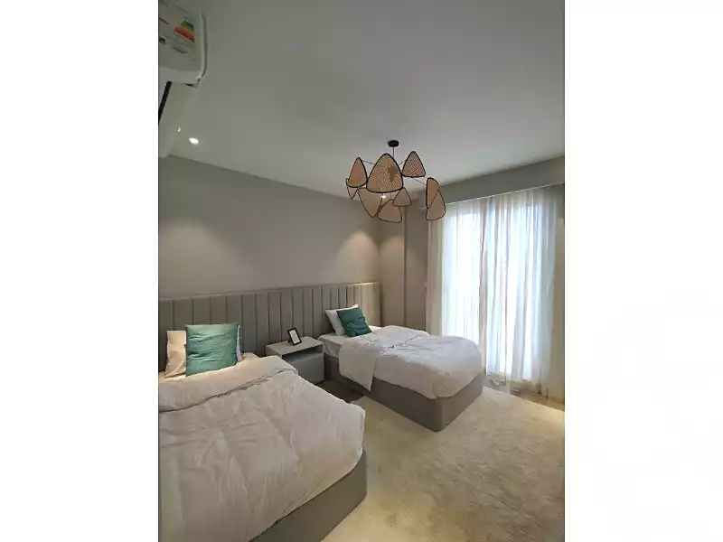https://aqarmap.com.eg/en/listing/4207716-for-sale-cairo-el-sheikh-zayed-city-compounds-kmbwnd-fyldj-wyst-dr-llttwyr