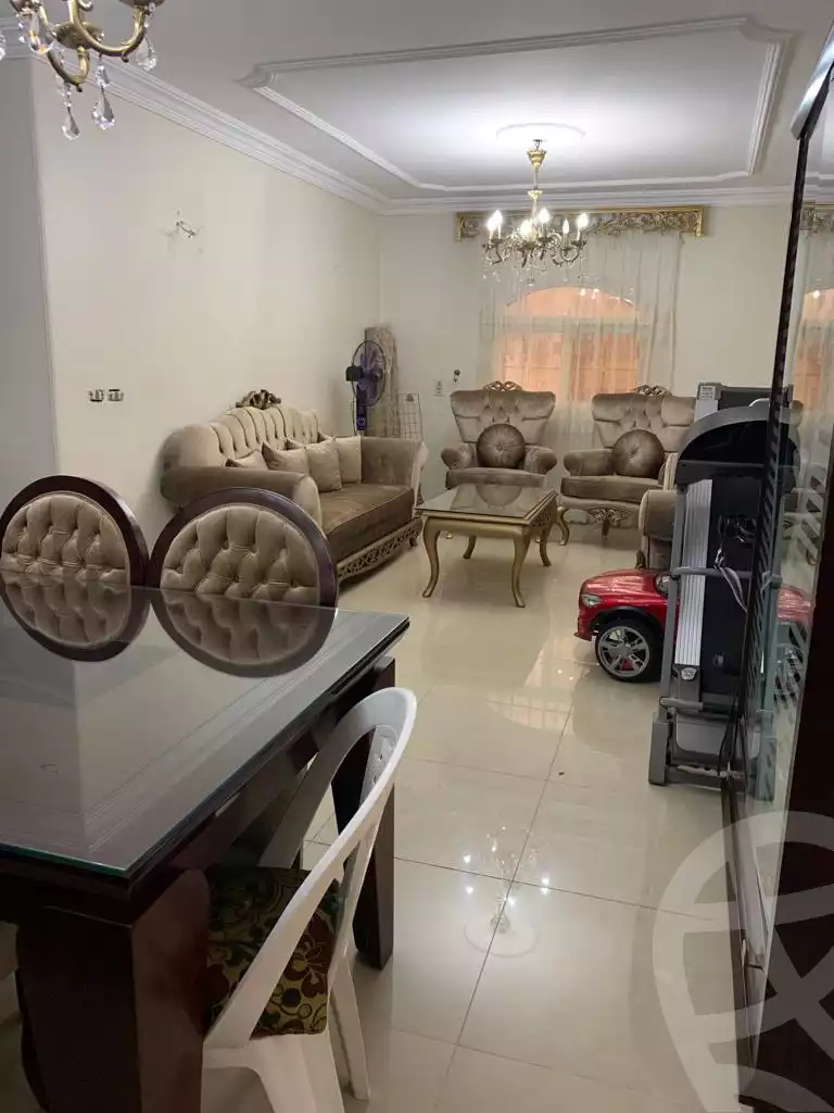 https://aqarmap.com.eg/ar/listing/4207979-for-sale-cairo-6th-of-october-el-ahyaa-neighborhood-4th-school-st