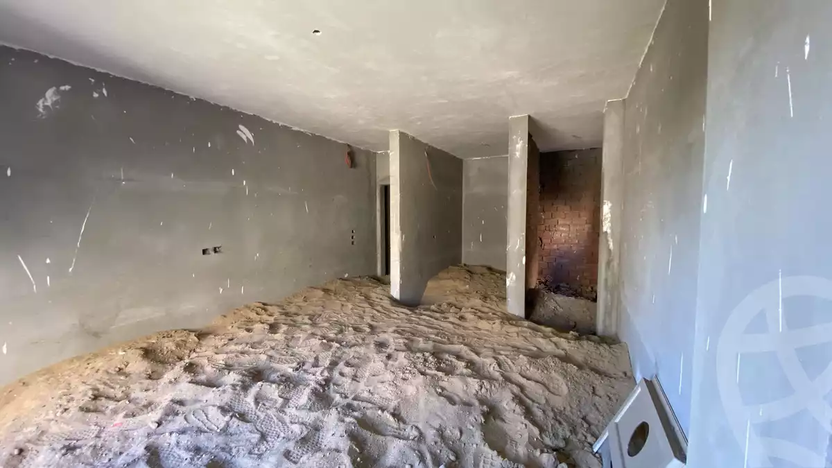 https://aqarmap.com.eg/en/listing/4208234-for-sale-cairo-al-oubour-el-hay-el-sades-imam-abo-hanifa-el-noaman-st