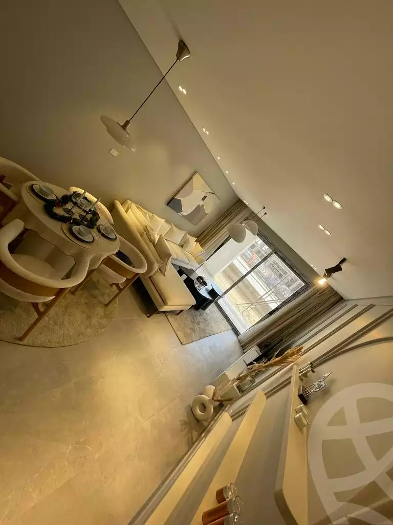 https://aqarmap.com.eg/en/listing/4209550-for-sale-cairo-el-sheikh-zayed-city-compounds-kmbwnd-fyldj-wyst-dr-llttwyr