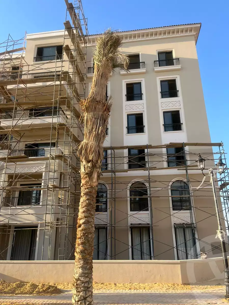 https://aqarmap.com.eg/en/listing/4210049-for-sale-cairo-el-sheikh-zayed-city-compounds-kmbwnd-fyldj-wyst-dr-llttwyr