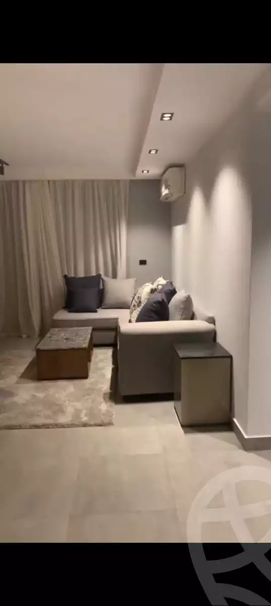 https://aqarmap.com.eg/en/listing/4210063-for-rent-cairo-6th-of-october-compound-palm-parks