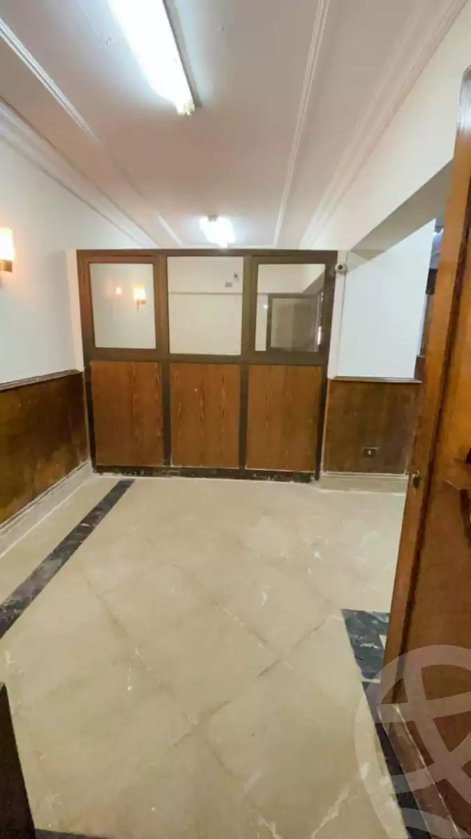 https://aqarmap.com.eg/en/listing/4212142-for-rent-cairo-downtown-bab-el-loaa-magles-al-shaeb-st
