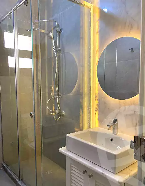 https://aqarmap.com.eg/en/listing/4211913-for-sale-cairo-el-sheikh-zayed-city-compounds-greens