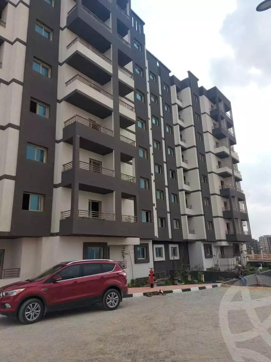 https://aqarmap.com.eg/ar/listing/4216913-for-sale-cairo-new-administrative-capital-r7-le-ciel