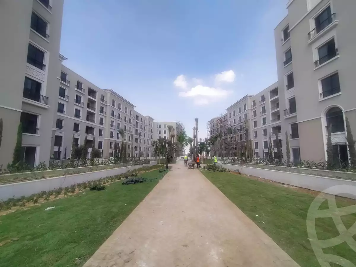 https://aqarmap.com.eg/en/listing/4217616-for-sale-cairo-el-sheikh-zayed-city-compounds-kmbwnd-fyldj-wyst-dr-llttwyr