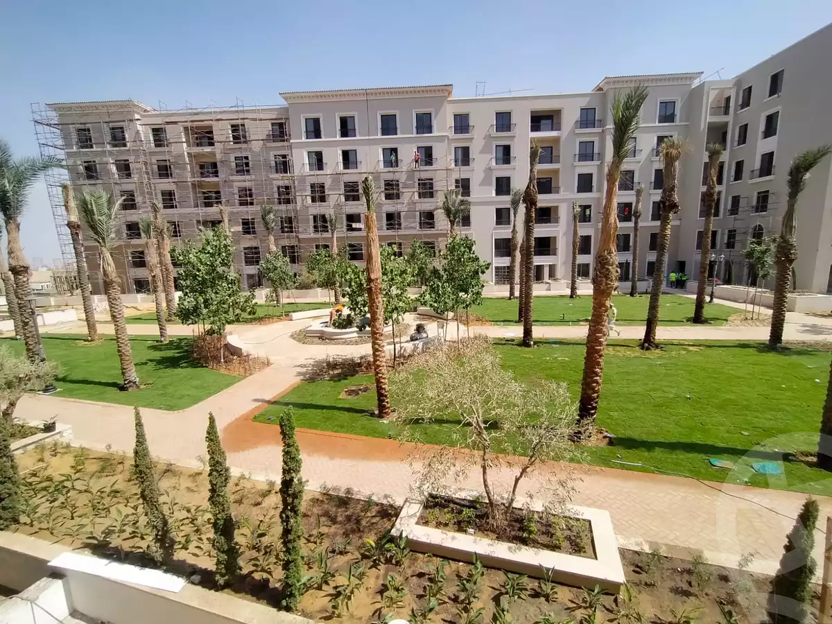 https://aqarmap.com.eg/en/listing/4217616-for-sale-cairo-el-sheikh-zayed-city-compounds-kmbwnd-fyldj-wyst-dr-llttwyr