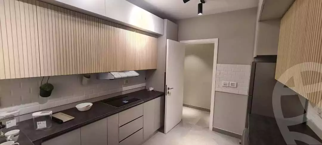 https://aqarmap.com.eg/en/listing/4218404-for-sale-cairo-el-sheikh-zayed-city-compounds-kmbwnd-fyldj-wyst-dr-llttwyr