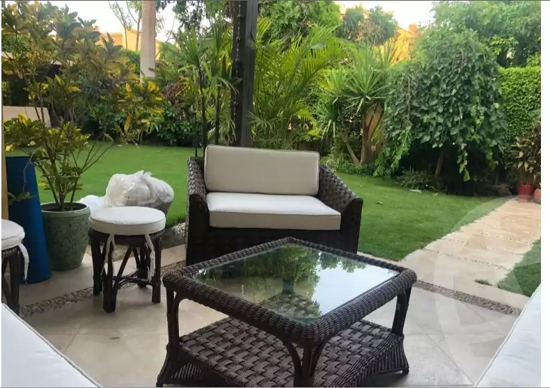 https://aqarmap.com.eg/en/listing/4215435-for-rent-cairo-el-sheikh-zayed-city-compounds-kmbwnd-ljry-swdyk
