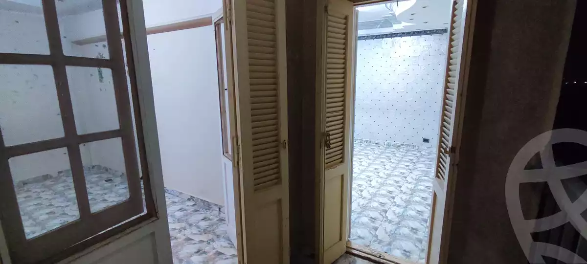 https://aqarmap.com.eg/en/listing/4219161-for-sale-cairo-ljyz-el-warraq-kwrnysh-lwrq