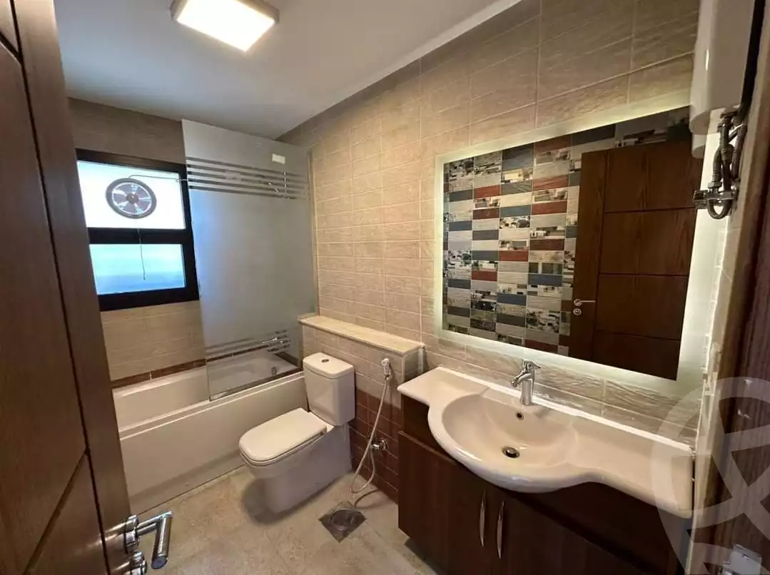 https://aqarmap.com.eg/en/listing/4219206-for-sale-cairo-el-sheikh-zayed-city-compounds-in-sheikh-zayed-the-courtyard