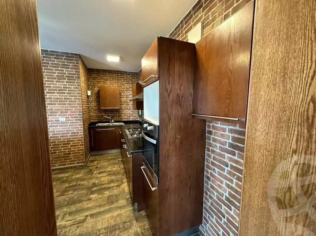 https://aqarmap.com.eg/en/listing/4219206-for-sale-cairo-el-sheikh-zayed-city-compounds-in-sheikh-zayed-the-courtyard
