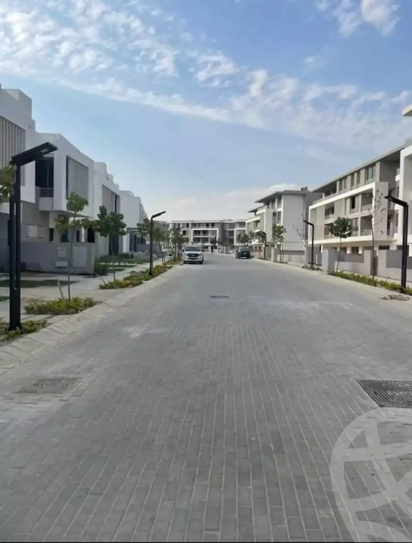 https://aqarmap.com.eg/en/listing/4221373-for-sale-cairo-alex-cairo-desert-road-kmbwnd-fy-tryq-skndry-lshrwy-joulz-compound-inertia