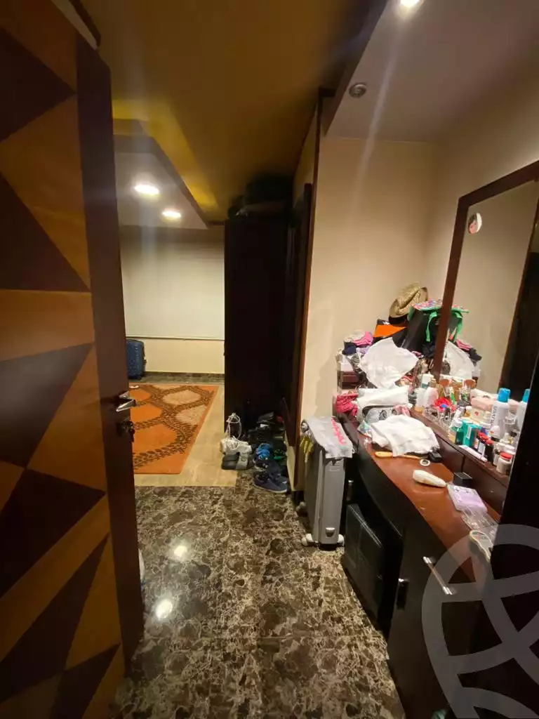 https://aqarmap.com.eg/en/listing/4226653-for-sale-cairo-new-cairo-el-kattameya-compounds-in-kattameya-baron-royal-towers