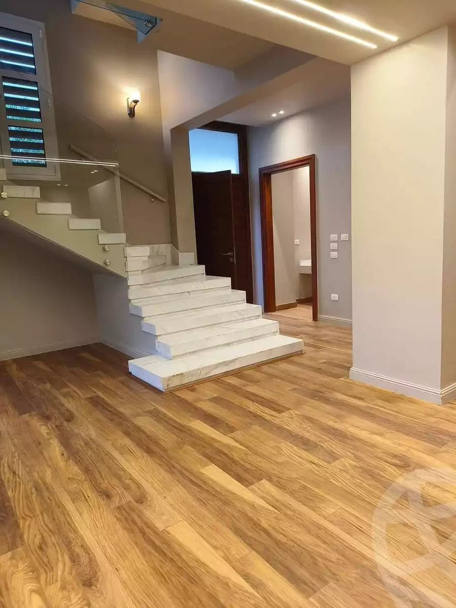https://aqarmap.com.eg/ar/listing/4228047-for-sale-cairo-el-sheikh-zayed-city-compounds-in-sheikh-zayed-beverly-hills