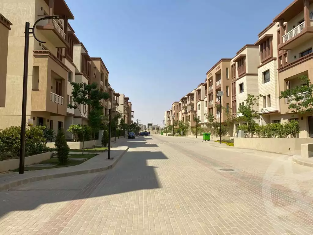 https://aqarmap.com.eg/en/listing/4231028-for-sale-cairo-6th-of-october-compound-green-5