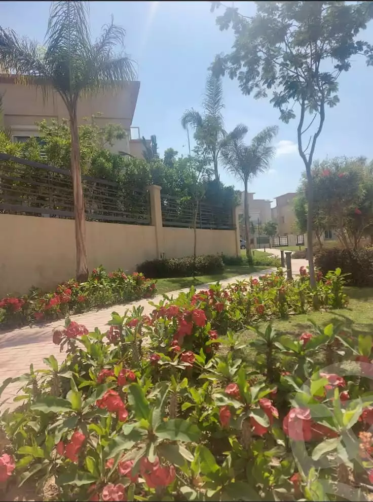 https://aqarmap.com.eg/en/listing/4232115-for-sale-cairo-el-sheikh-zayed-city-compounds-jedar