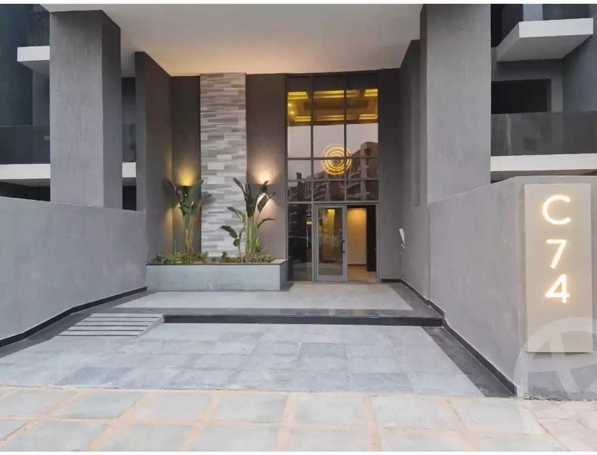 https://aqarmap.com.eg/en/listing/4008856-for-sale-cairo-6th-of-october-compound-sun-capital