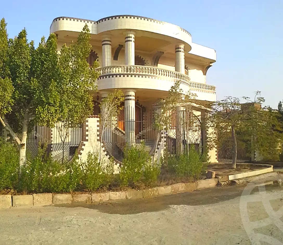 https://aqarmap.com.eg/ar/listing/4233980-for-sale-monufia-sadat-city-lmnqt-lkhms