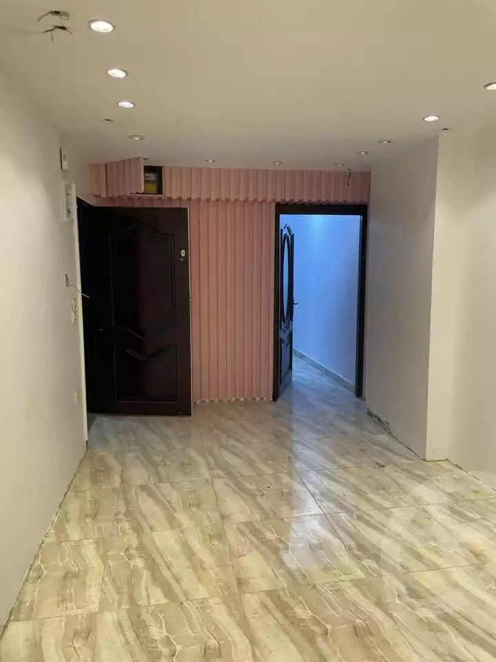 https://aqarmap.com.eg/ar/listing/4238794-for-rent-alexandria-sidi-gaber-hany-ali-kamel-st