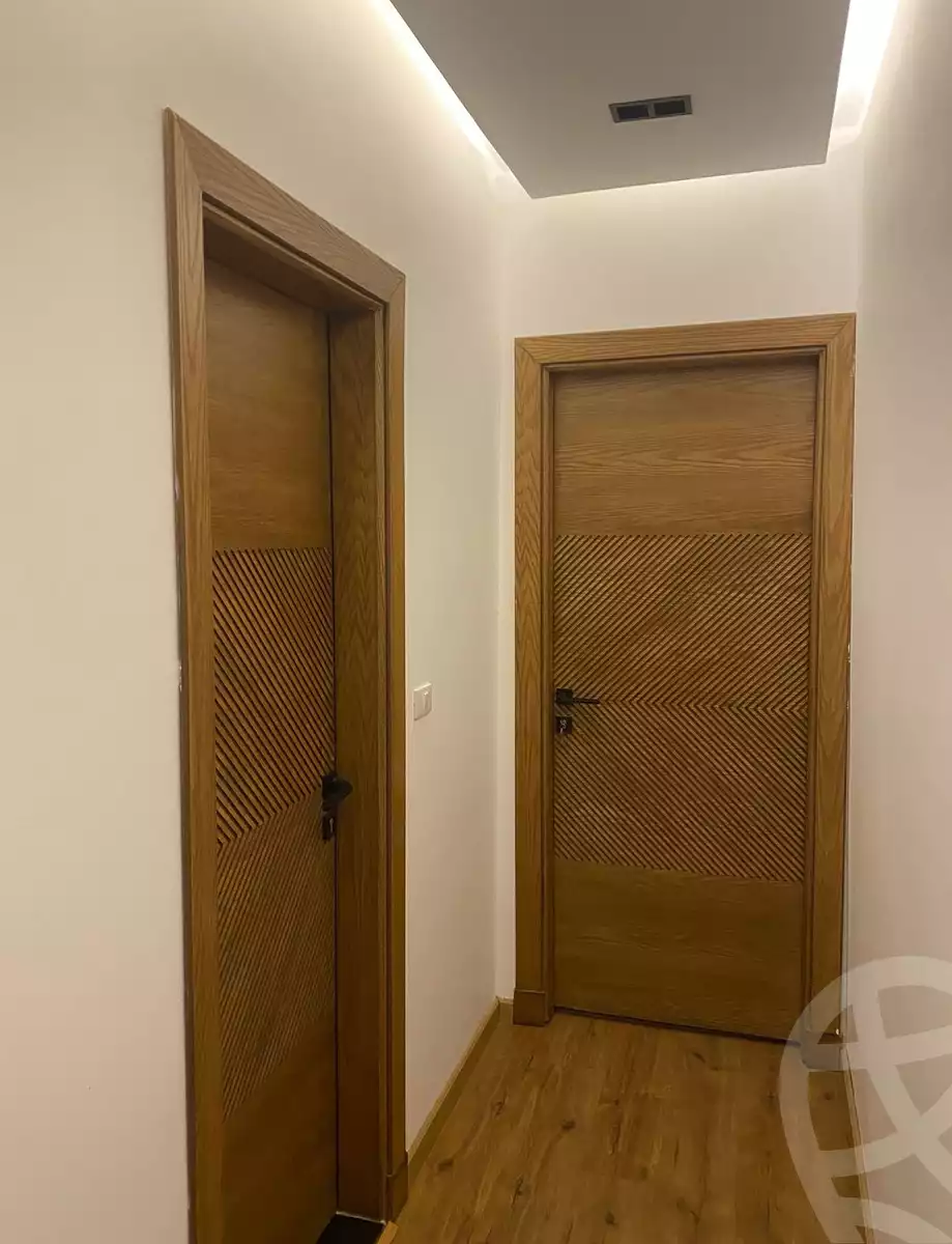 https://aqarmap.com.eg/en/listing/4239331-for-sale-cairo-new-cairo-compounds-galleria-moon-valley