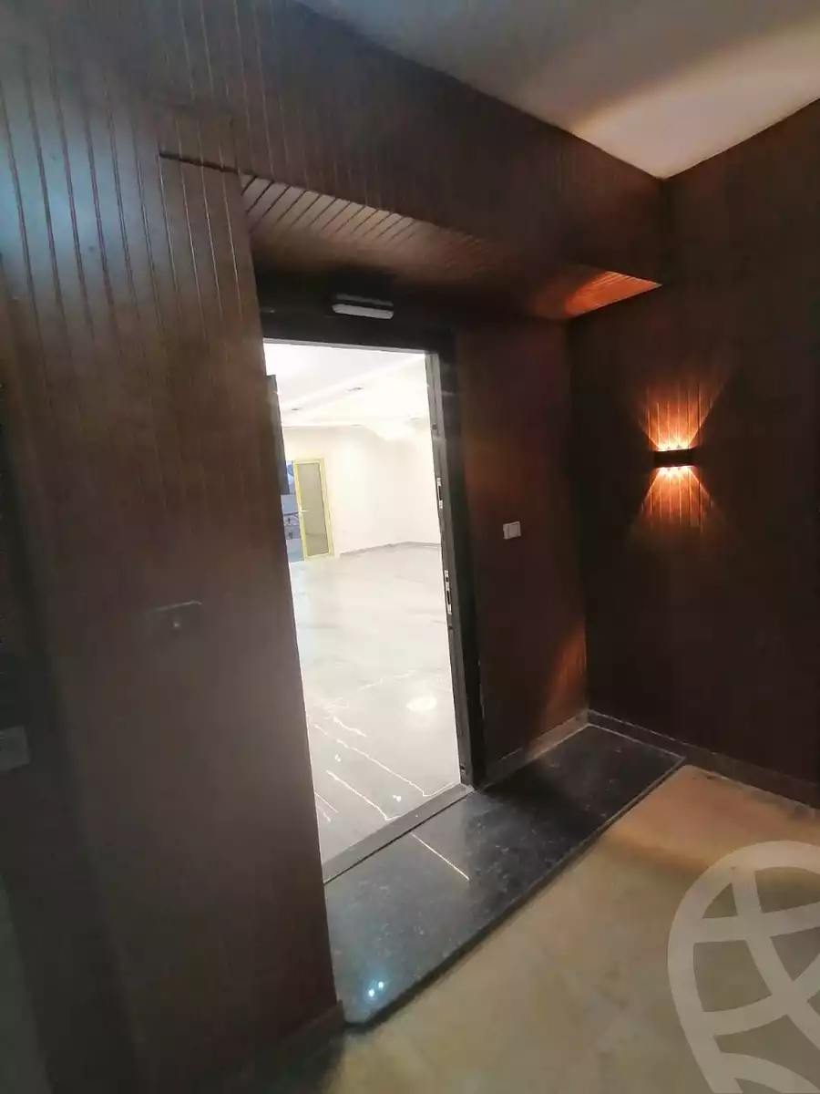 https://aqarmap.com.eg/ar/listing/4245361-for-sale-cairo-cairo-hdyq-lhrm-lmntq-t