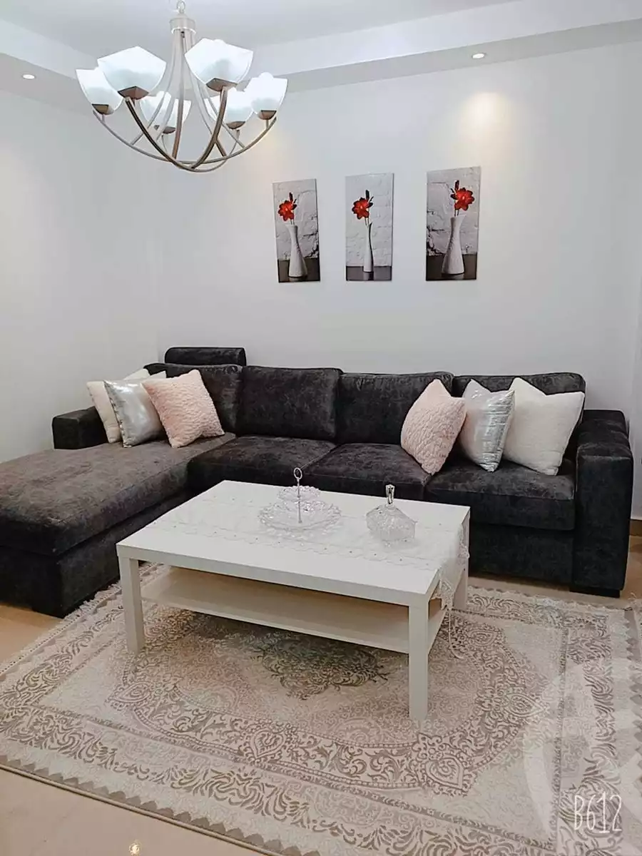 https://aqarmap.com.eg/en/listing/4246046-for-sale-cairo-6th-of-october-hadaeq-october-kmbwnd-fy-hdyq-ktwbr-djlh-blmz-m-mr-lmrshdy