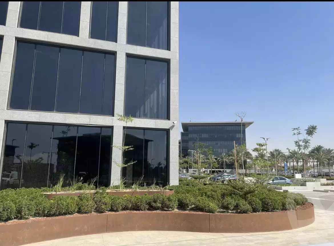 https://aqarmap.com.eg/en/listing/4251780-for-rent-cairo-new-cairo-compounds-dh-bwdywm-cairo-festival-city