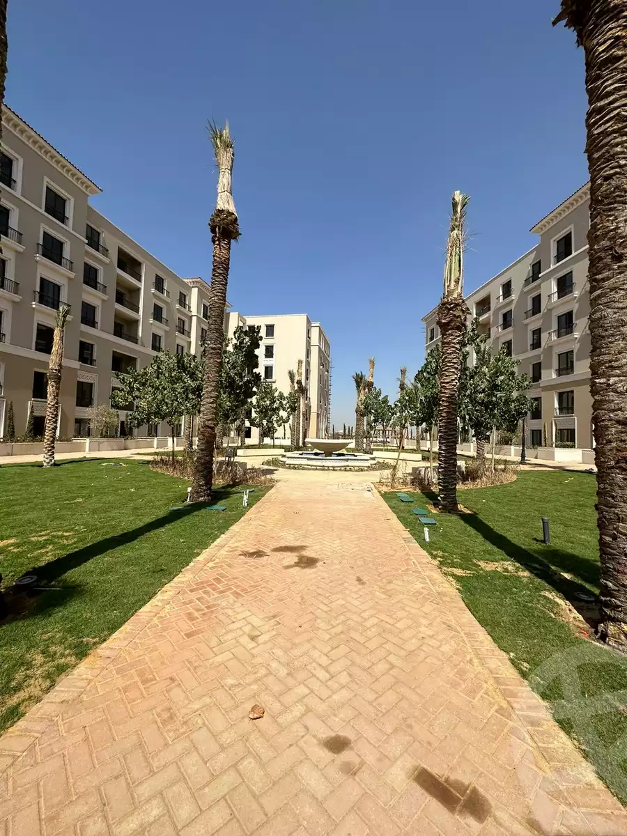 https://aqarmap.com.eg/en/listing/4253554-for-sale-cairo-el-sheikh-zayed-city-compounds-kmbwnd-fyldj-wyst-dr-llttwyr