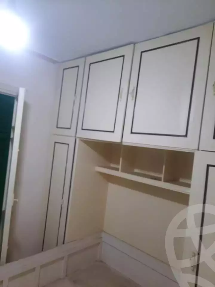 https://aqarmap.com.eg/en/listing/4253670-for-sale-alexandria-moharram-bey-erfan-st