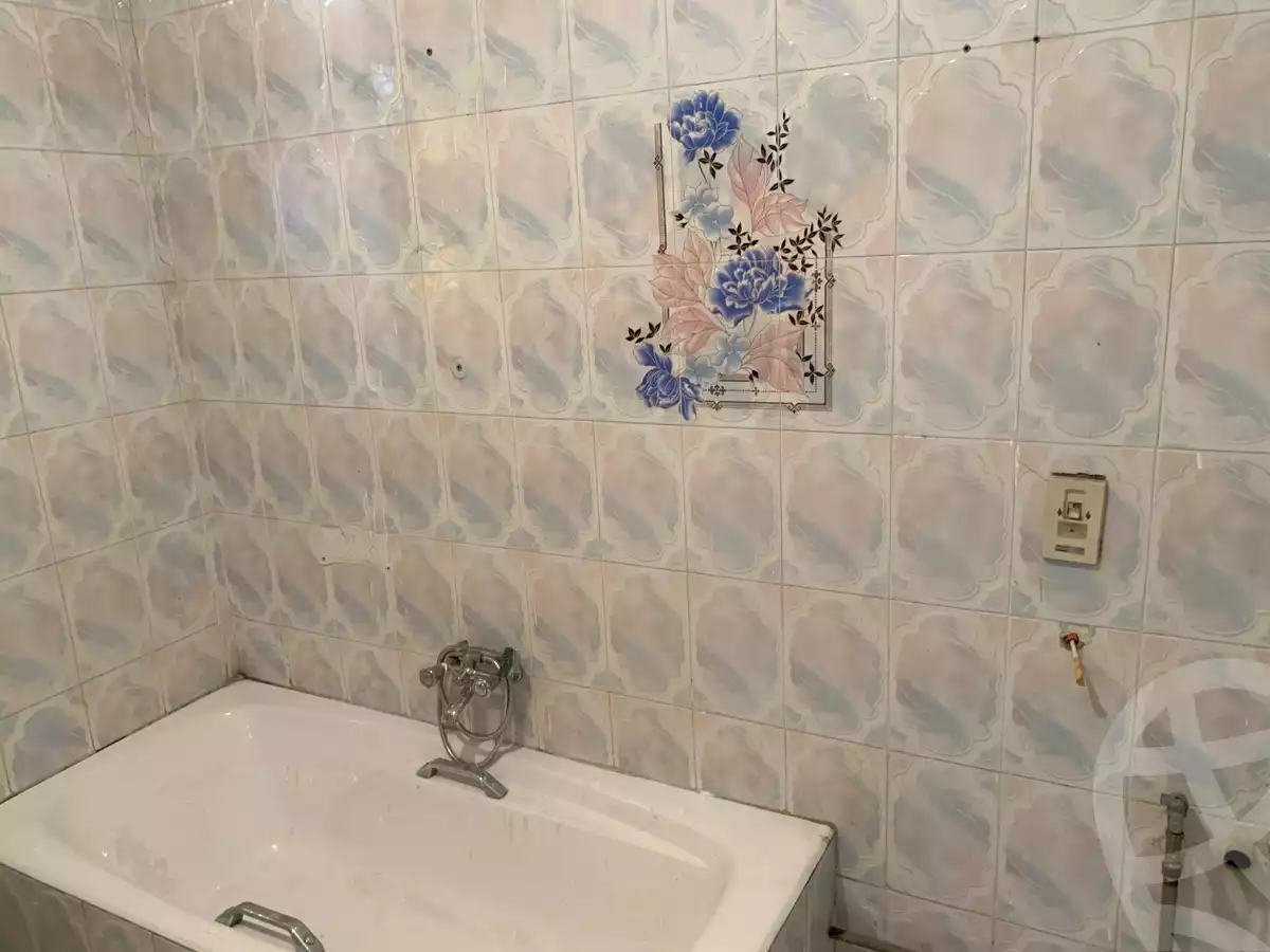 https://aqarmap.com.eg/en/listing/4263356-for-sale-cairo-faisal-el-talbeya-mohamed-refae