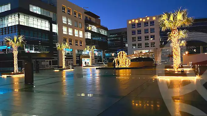https://aqarmap.com.eg/en/listing/4269966-for-sale-cairo-el-sheikh-zayed-city-compounds-majarrah-mall