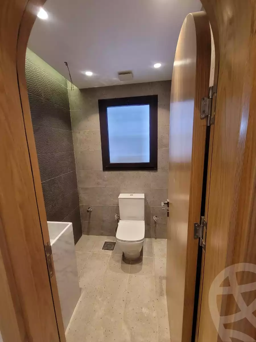 https://aqarmap.com.eg/ar/listing/4271438-for-sale-cairo-el-sheikh-zayed-city-compounds-in-sheikh-zayed-beverly-hills