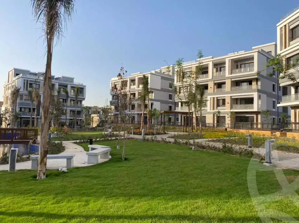 https://aqarmap.com.eg/ar/listing/4271828-for-sale-cairo-el-sheikh-zayed-city-compounds-in-sheikh-zayed-beverly-hills