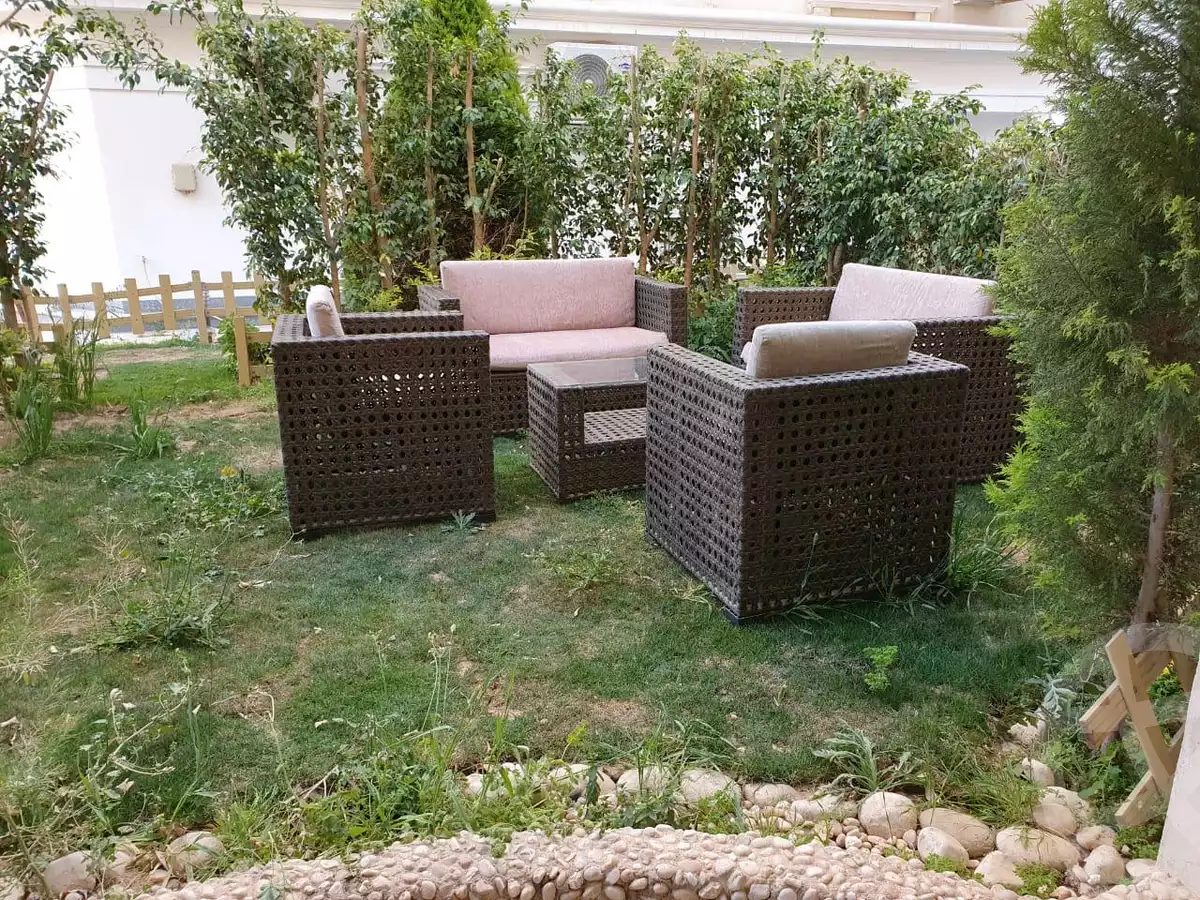 https://aqarmap.com.eg/en/listing/4272025-for-rent-cairo-new-cairo-compounds-mountain-view-hyde-park