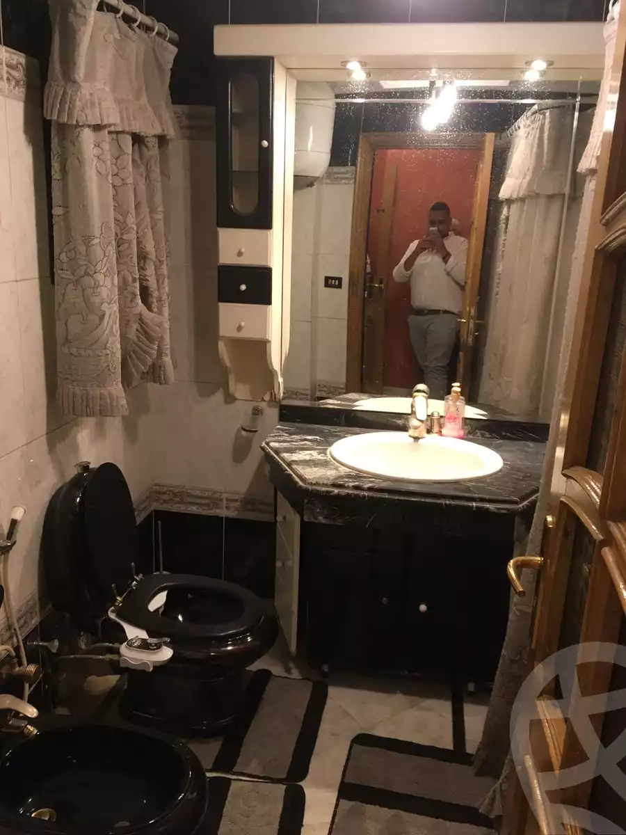 https://aqarmap.com.eg/ar/listing/4272224-for-sale-cairo-nasr-city-8th-zone-helmy-abd-el-aaty-st