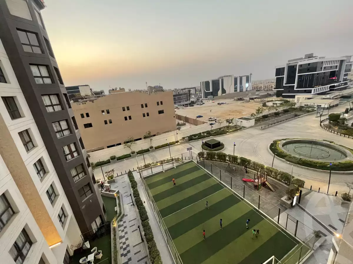 https://aqarmap.com.eg/ar/listing/4272379-for-sale-cairo-new-cairo-compounds-nyoum-nyw-kyrw
