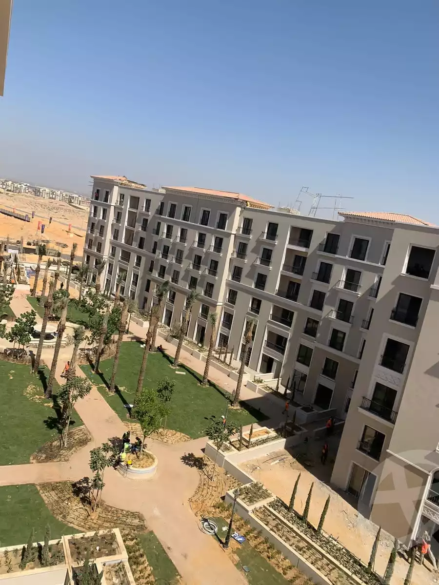 https://aqarmap.com.eg/en/listing/4276832-for-sale-cairo-el-sheikh-zayed-city-compounds-kmbwnd-fyldj-wyst-dr-llttwyr