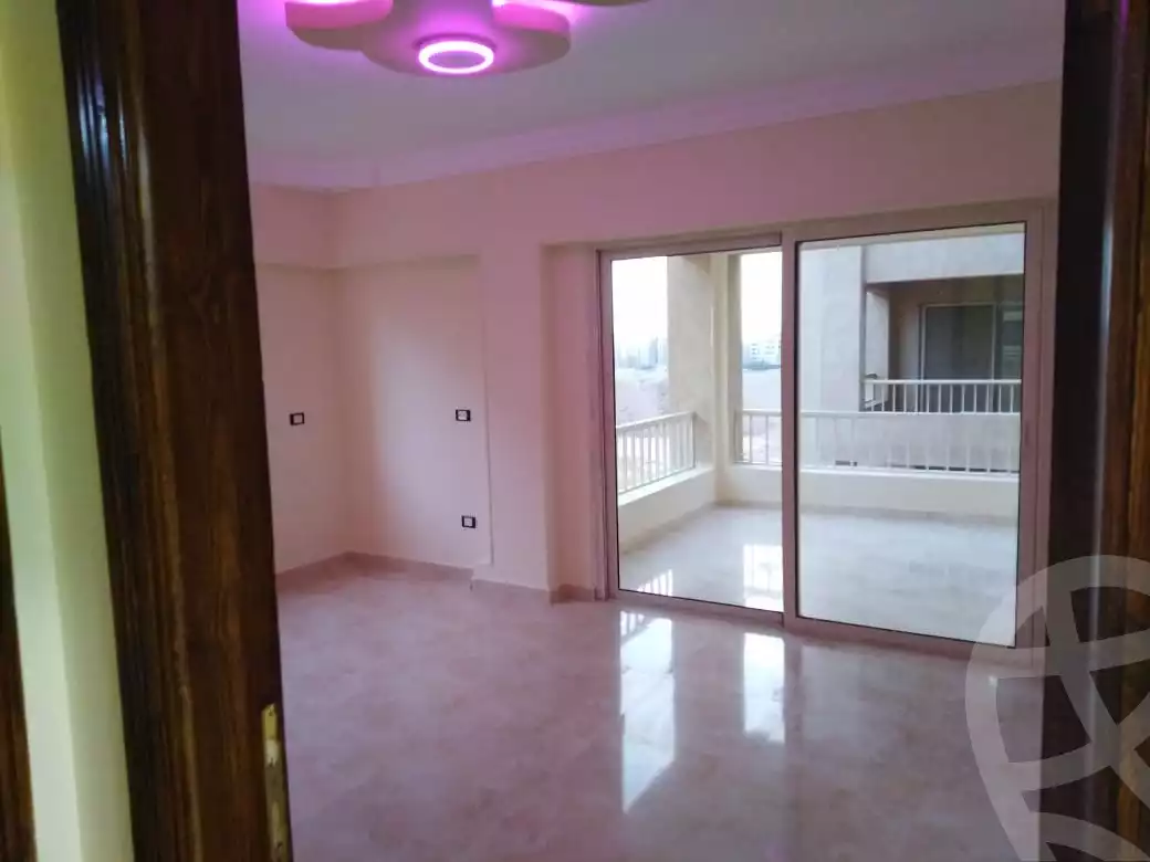 https://aqarmap.com.eg/en/listing/4278666-for-rent-cairo-6th-of-october-compound-garden-hills