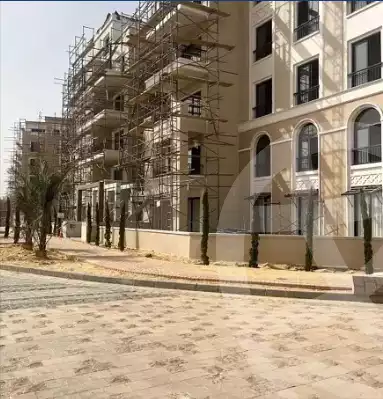https://aqarmap.com.eg/en/listing/4280456-for-sale-cairo-el-sheikh-zayed-city-compounds-kmbwnd-fyldj-wyst-dr-llttwyr