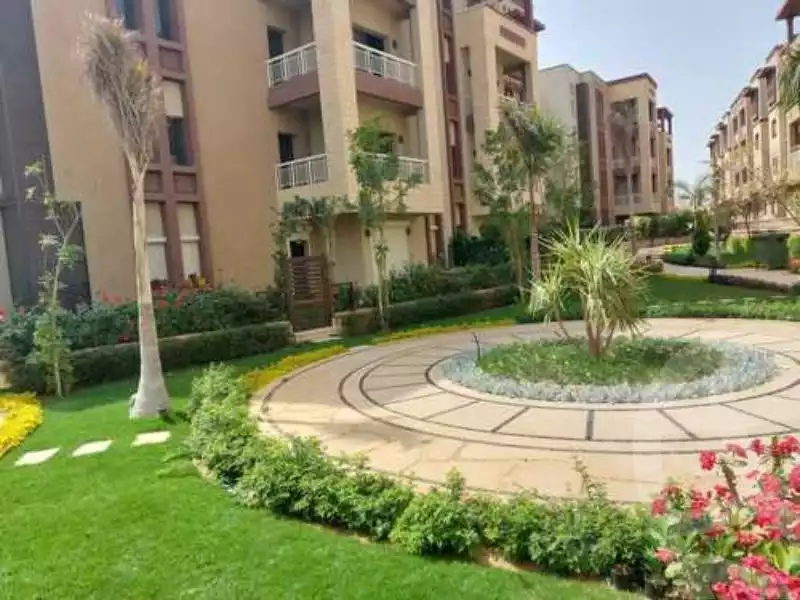 https://aqarmap.com.eg/en/listing/4282411-for-sale-cairo-6th-of-october-compound-green-5