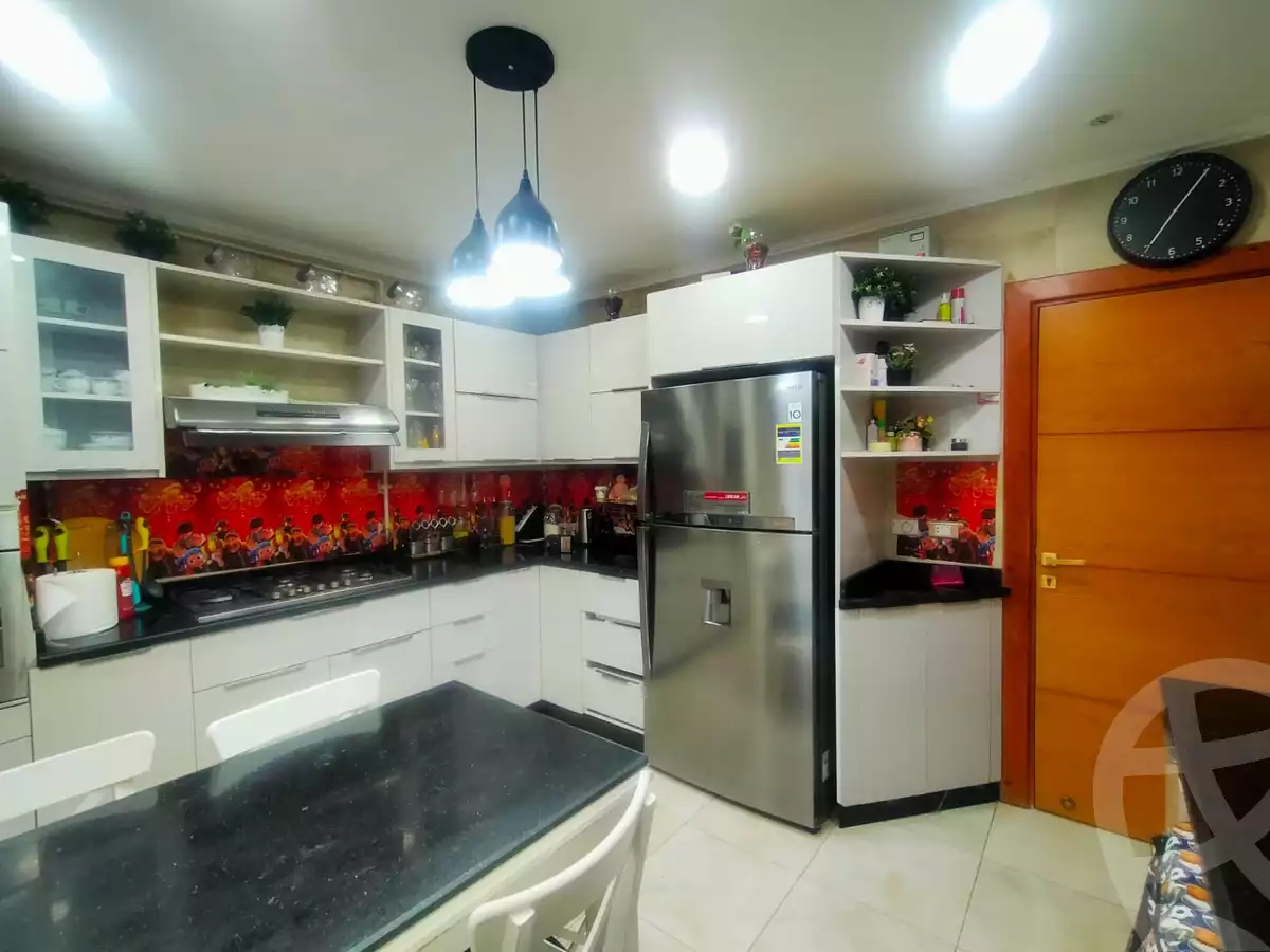 https://aqarmap.com.eg/en/listing/4282472-for-sale-cairo-el-sheikh-zayed-city-compounds-greens