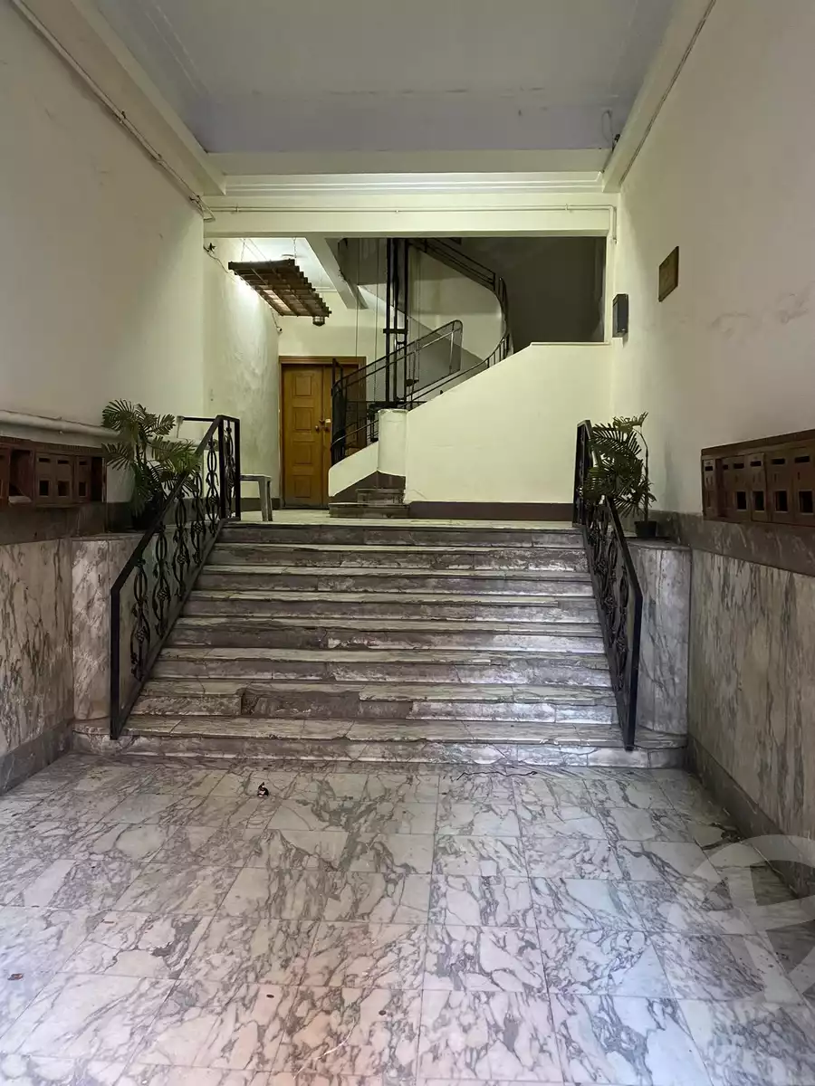 https://aqarmap.com.eg/ar/listing/4285407-for-rent-cairo-downtown-el-qasr-el-ayni