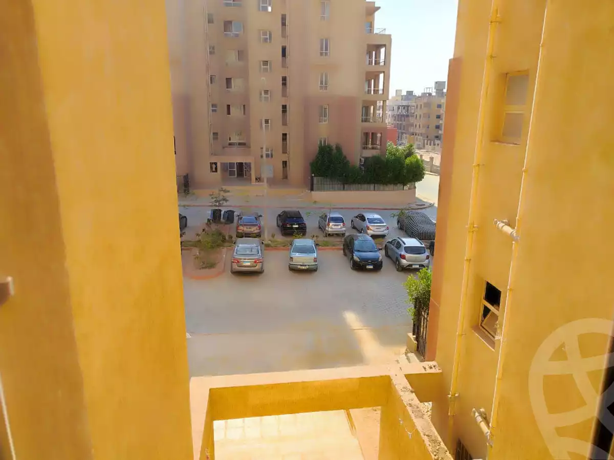 https://aqarmap.com.eg/ar/listing/4285424-for-sale-cairo-el-sheikh-zayed-city-compounds-in-sheikh-zayed-beverly-hills