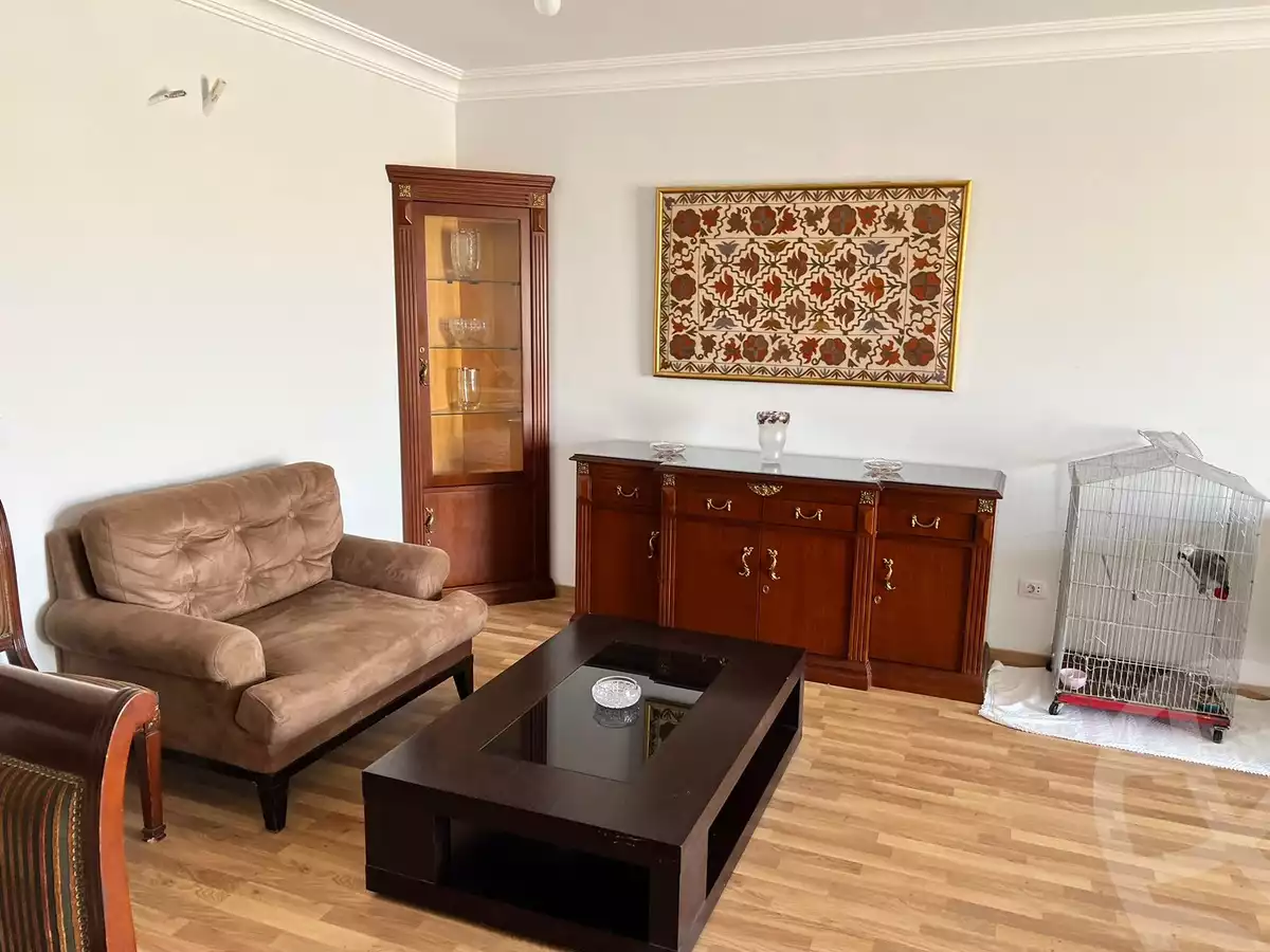 https://aqarmap.com.eg/en/listing/4287626-for-rent-cairo-new-cairo-compounds-mountain-view-hyde-park