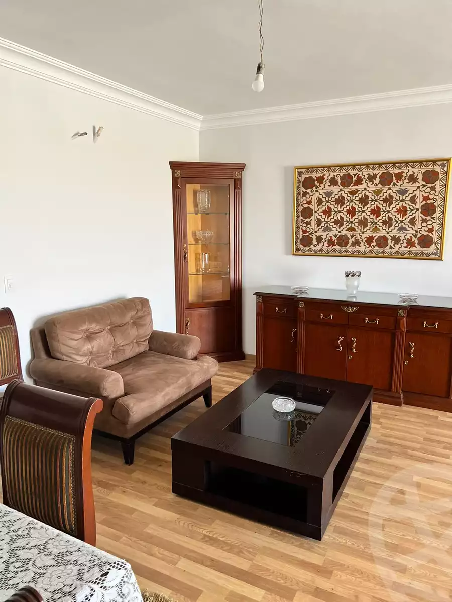 https://aqarmap.com.eg/en/listing/4287626-for-rent-cairo-new-cairo-compounds-mountain-view-hyde-park