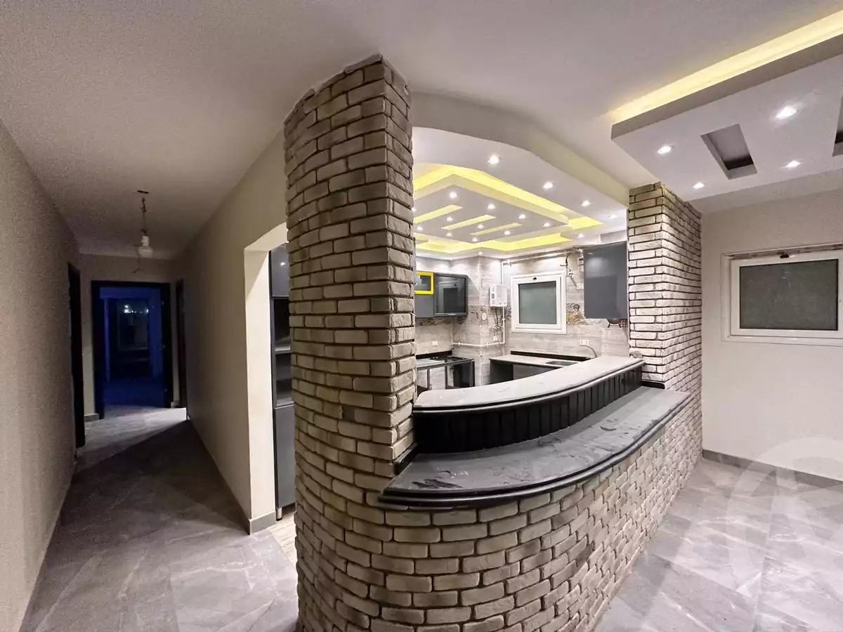 https://aqarmap.com.eg/en/listing/4287910-for-rent-cairo-new-cairo-compounds-the-square